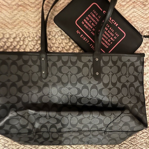 NWT! Coach 4 piece Graffiti tote set FIRM - Picture 11 of 11